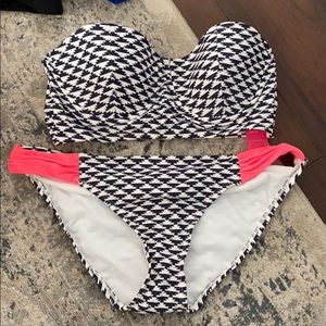 Target bathing suit set never worn with tags